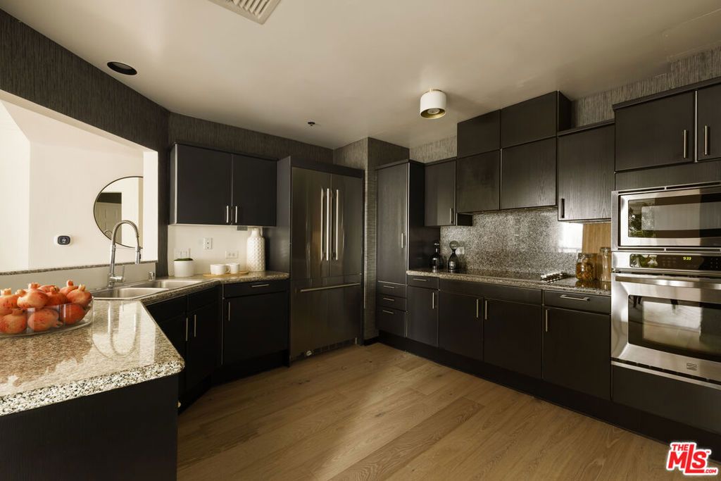 10724 Wilshire Boulevard 803, Los Angeles, CA 90024 — photo 5