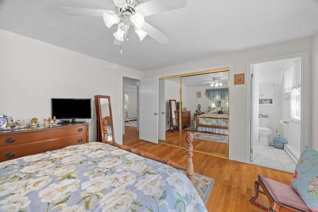 43 Old Brook Rd, Shrewsbury, MA 01545