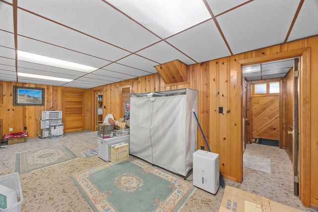 43 Old Brook Rd, Shrewsbury, MA 01545