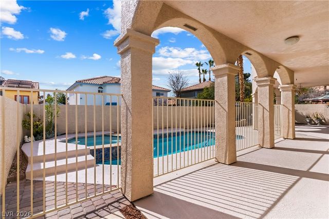 8979 Sidebrook Court, Las Vegas, NV 89129
