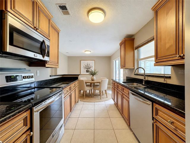 601 BRENTWOOD PLACE, Brandon, FL 33511