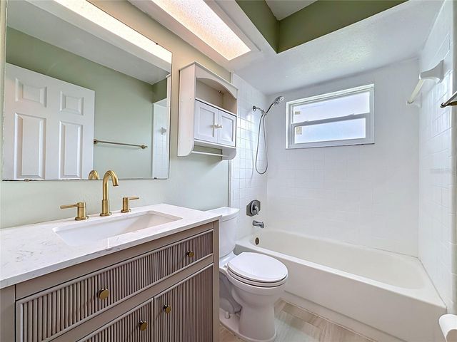601 BRENTWOOD PLACE, Brandon, FL 33511