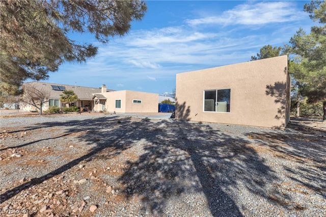 5841 Doubletree Road, Pahrump, NV 89061