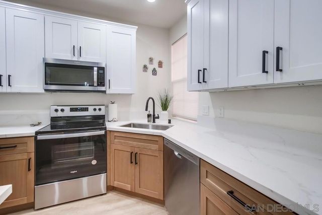 18650 Caminito Cantilena 291, San Diego, CA 92128