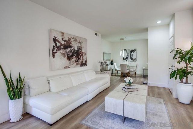 18650 Caminito Cantilena 291, San Diego, CA 92128