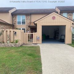 214 Willowcrest Drive, Charleston, WV 25311