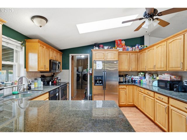 6812 Ne 149TH Ct, Vancouver, WA 98682