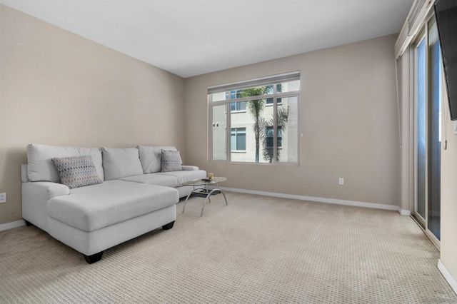 8275 Station Village Ln 3306, San Diego, CA 92108