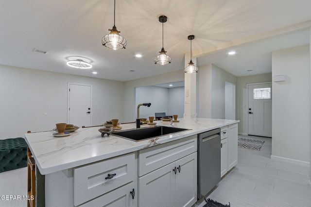 11001 TOM WEISKOPF Drive, El Paso, TX 79936