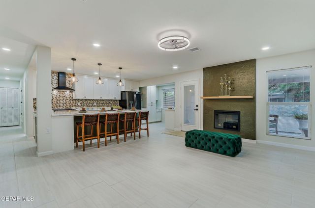 11001 TOM WEISKOPF Drive, El Paso, TX 79936