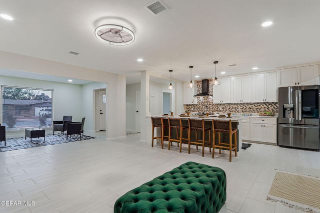 11001 TOM WEISKOPF Drive, El Paso, TX 79936