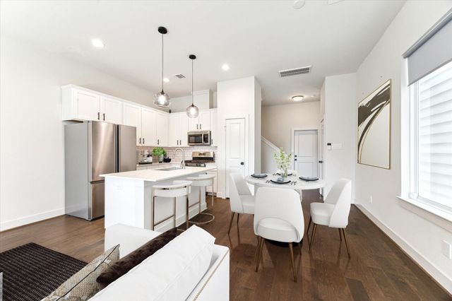 4155 Griggs Road, Houston, TX 77021