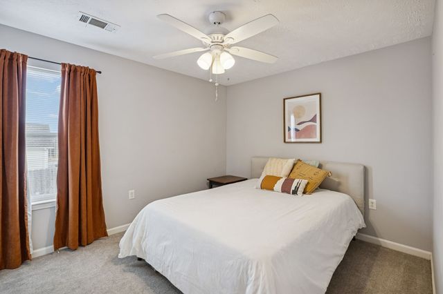 1807 Daniel Ct, Columbia, TN 38401