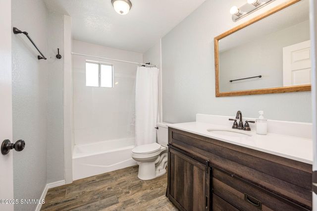 2130 Burke Road, Las Cruces, NM 88011