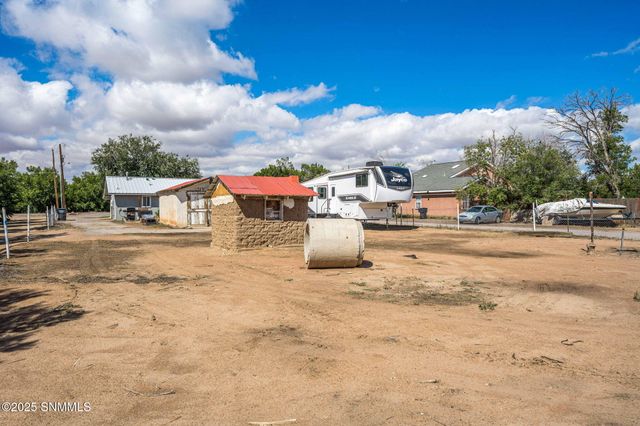 2130 Burke Road, Las Cruces, NM 88011