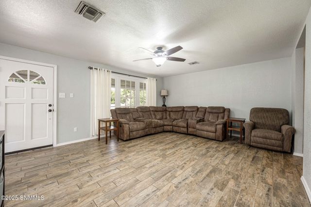 2130 Burke Road, Las Cruces, NM 88011