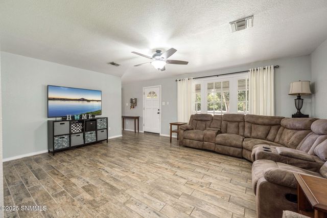2130 Burke Road, Las Cruces, NM 88011