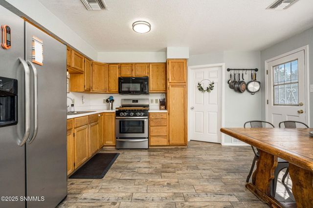 2130 Burke Road, Las Cruces, NM 88011