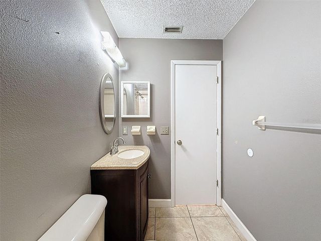 7116 BARCLAY AVENUE B, Spring Hill, FL 34609