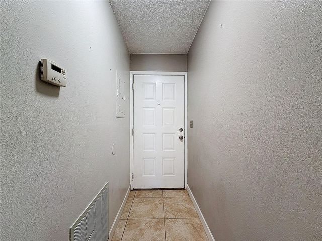 7116 BARCLAY AVENUE B, Spring Hill, FL 34609