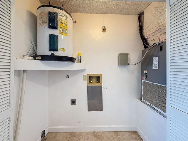 7116 BARCLAY AVENUE B, Spring Hill, FL 34609