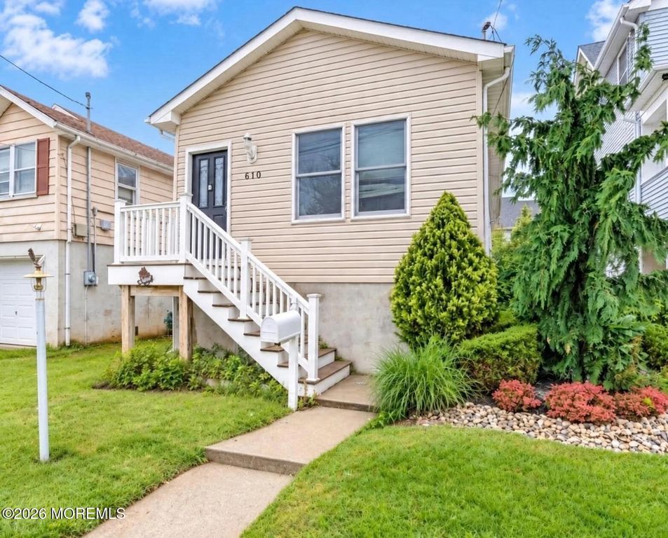 610 Monmouth Avenue, Port Monmouth, NJ 07758
