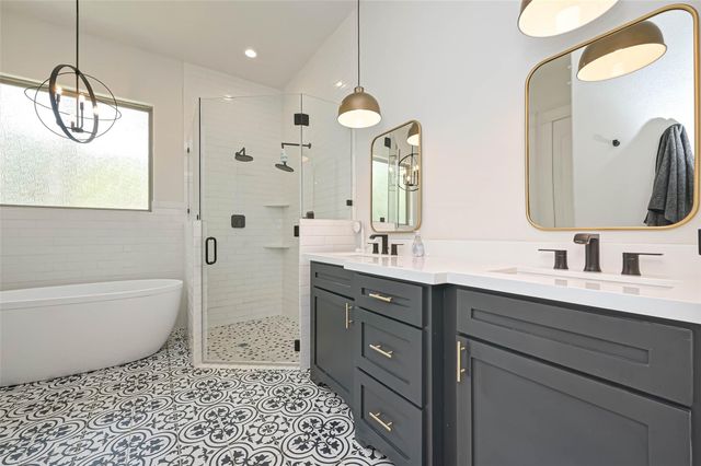 2407 Chantilly Lane Lane, Conroe, TX 77384