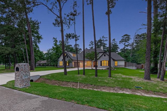 2407 Chantilly Lane Lane, Conroe, TX 77384