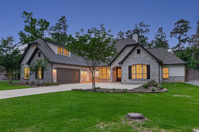 2407 Chantilly Lane Lane, Conroe, TX 77384