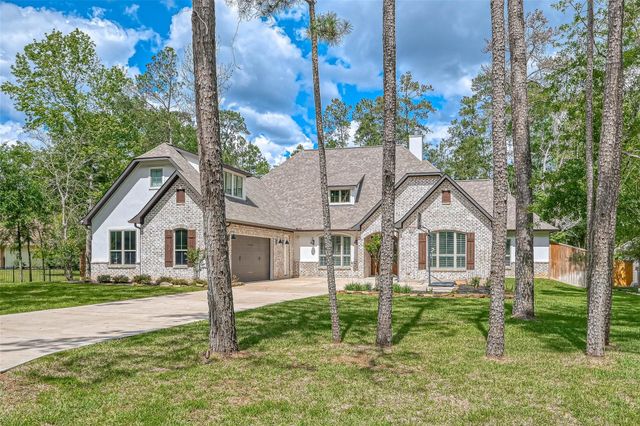 2407 Chantilly Lane Lane, Conroe, TX 77384