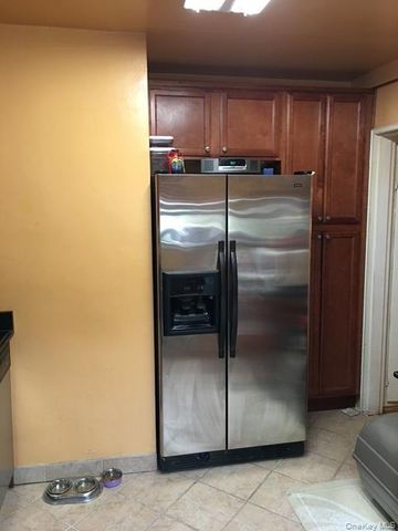 21947 74th Avenue LOWER, Oakland Gardens, NY 11364