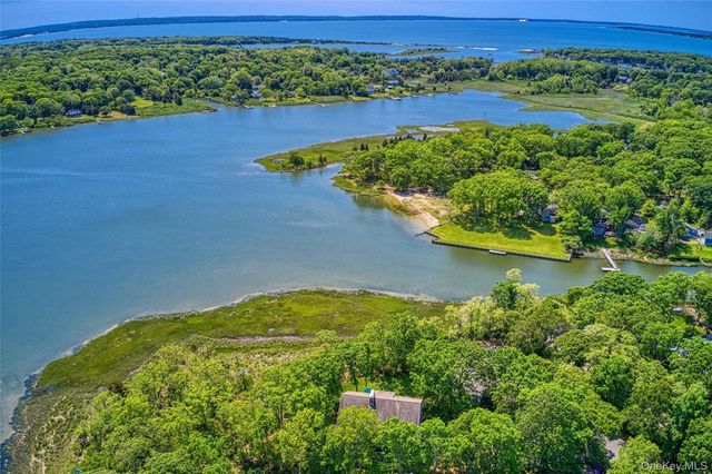 470 Goose Creek Lane, Southold, NY 11971