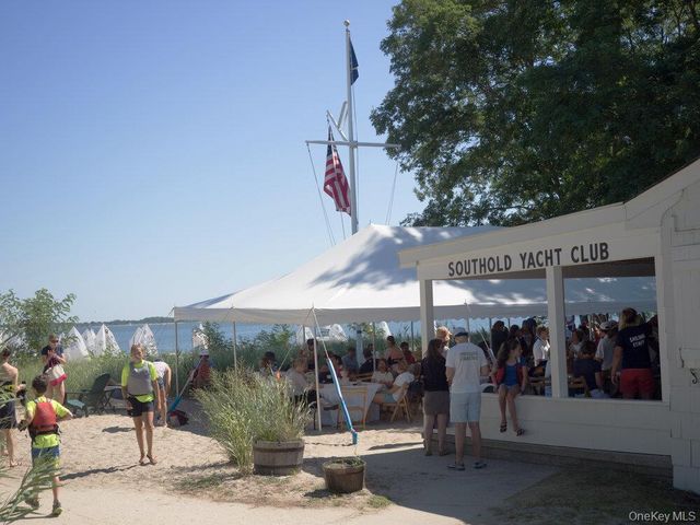 470 Goose Creek Lane, Southold, NY 11971