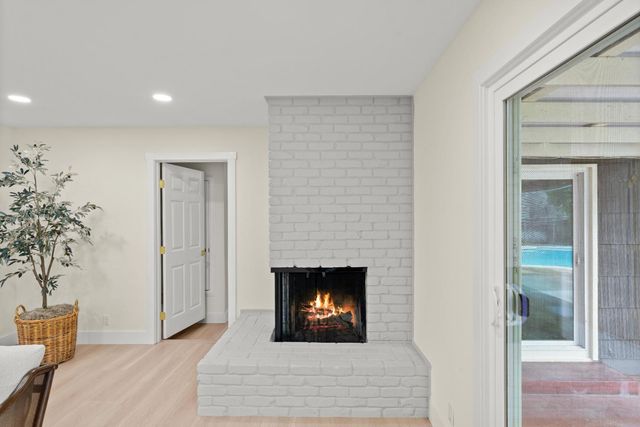 4905 Heatherdale Ln, Carmichael, CA 95608