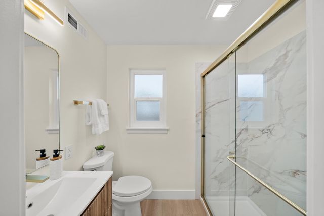 4905 Heatherdale Ln, Carmichael, CA 95608