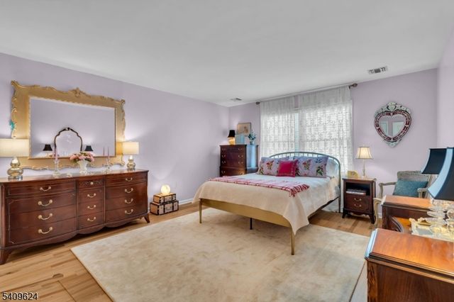 179 Roseland Ave 12, Caldwell Boro Twp., NJ 07006