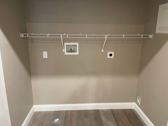 1 Brattle Street 3, Worcester, MA 01606