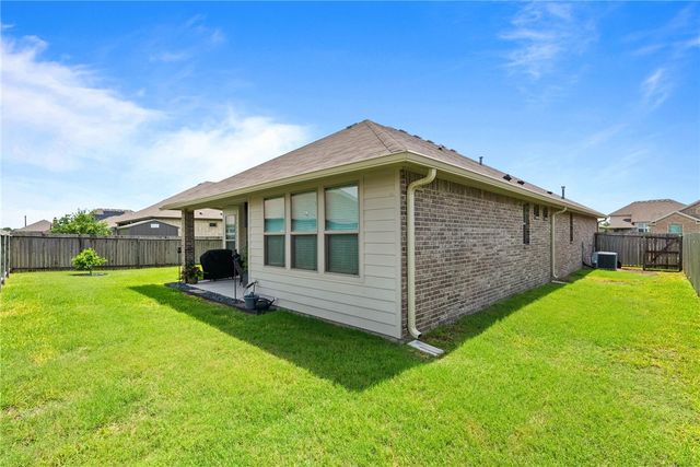 2201 Aquila St, Corpus Christi, TX 78414