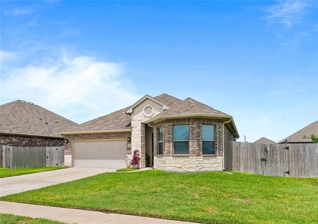2201 Aquila St, Corpus Christi, TX 78414