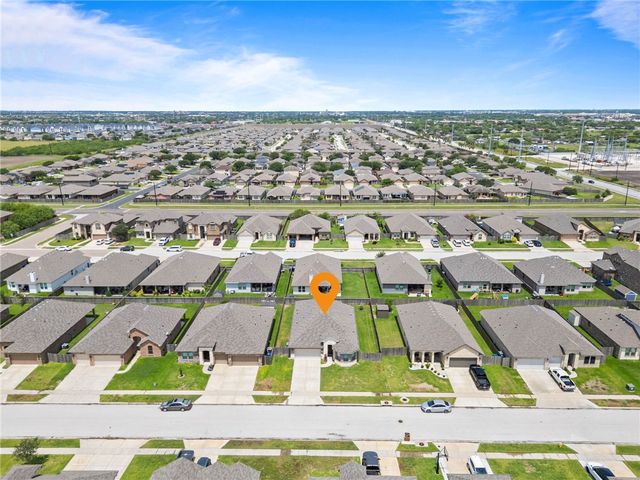 2201 Aquila St, Corpus Christi, TX 78414