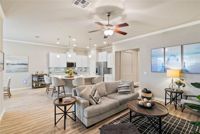 2201 Aquila St, Corpus Christi, TX 78414