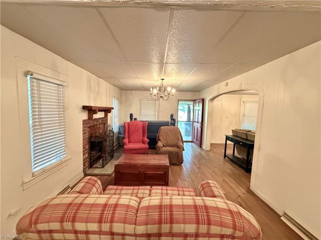 1210 Jackson Lake Road, High Point, NC 27263