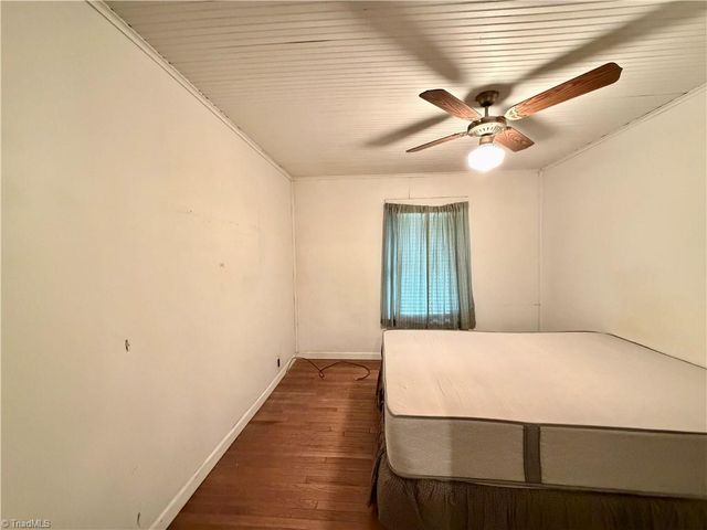 1210 Jackson Lake Road, High Point, NC 27263