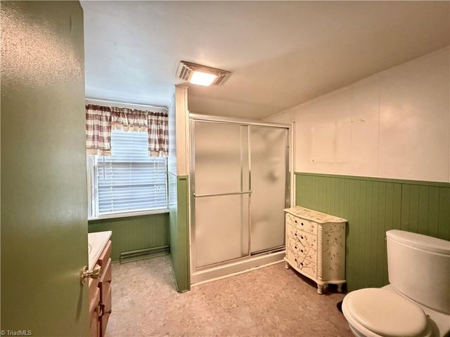 1210 Jackson Lake Road, High Point, NC 27263