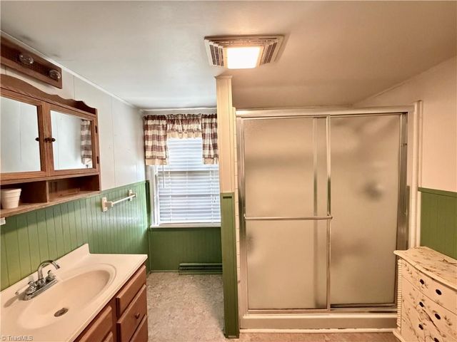1210 Jackson Lake Road, High Point, NC 27263