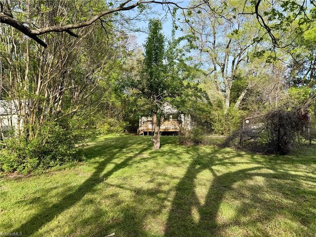 1210 Jackson Lake Road, High Point, NC 27263