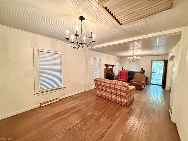 1210 Jackson Lake Road, High Point, NC 27263