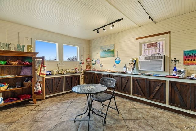 2066 Deerlick Road, Cape Vincent, NY 13618