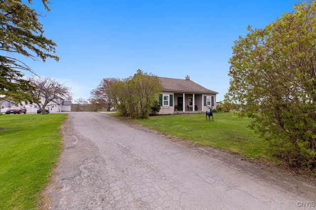 2066 Deerlick Road, Cape Vincent, NY 13618