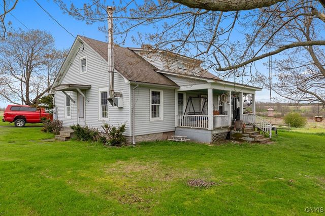 2066 Deerlick Road, Cape Vincent, NY 13618